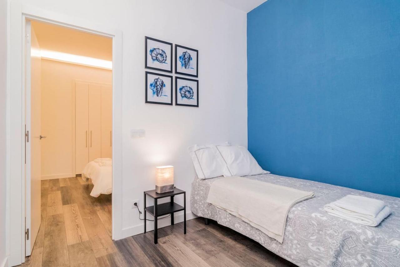 Incredible Just Steps From Gran Via By Batuecas Madrid
