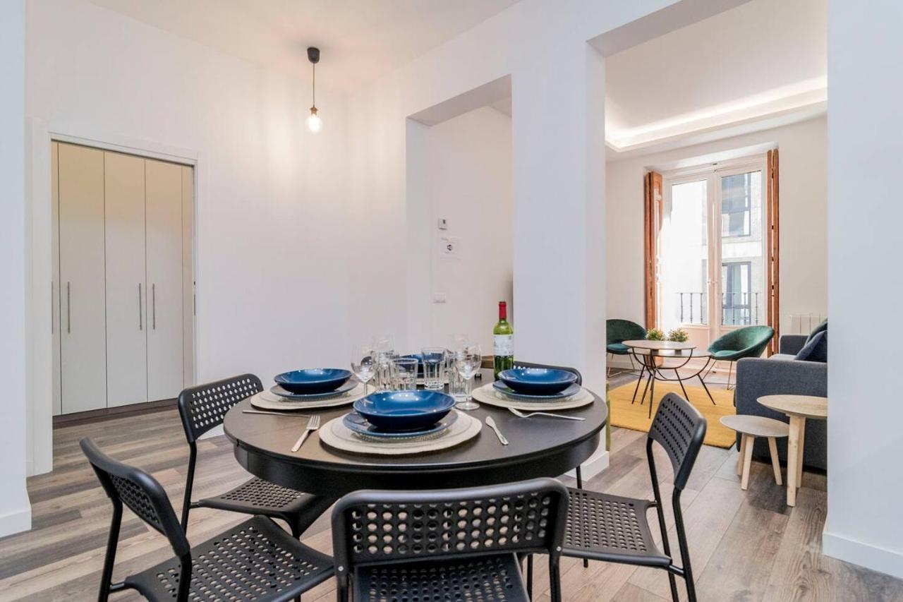 Incredible Just Steps From Gran Via By Batuecas Madrid