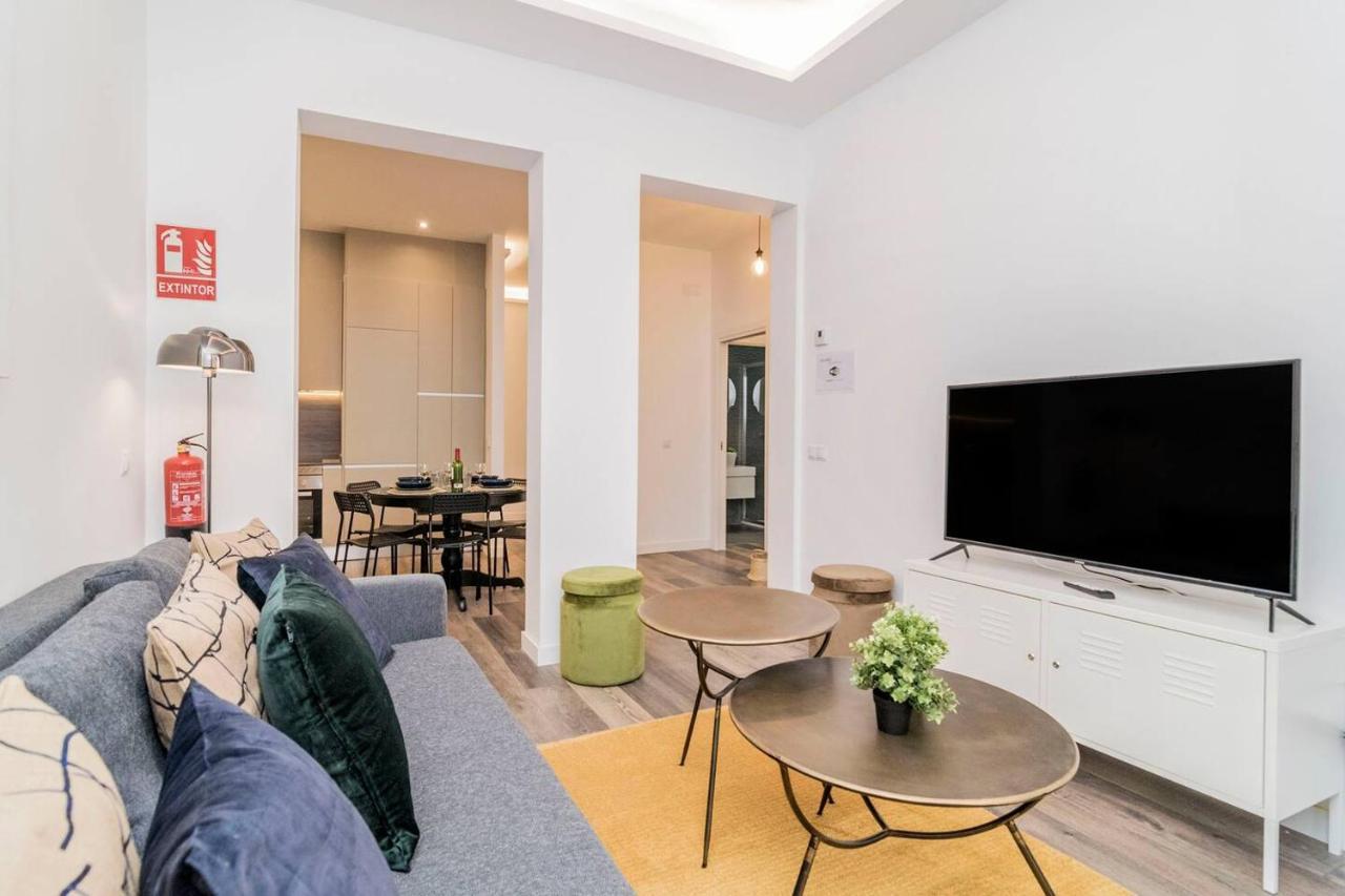 Apartment Incredible Just Steps From Gran Via By Batuecas