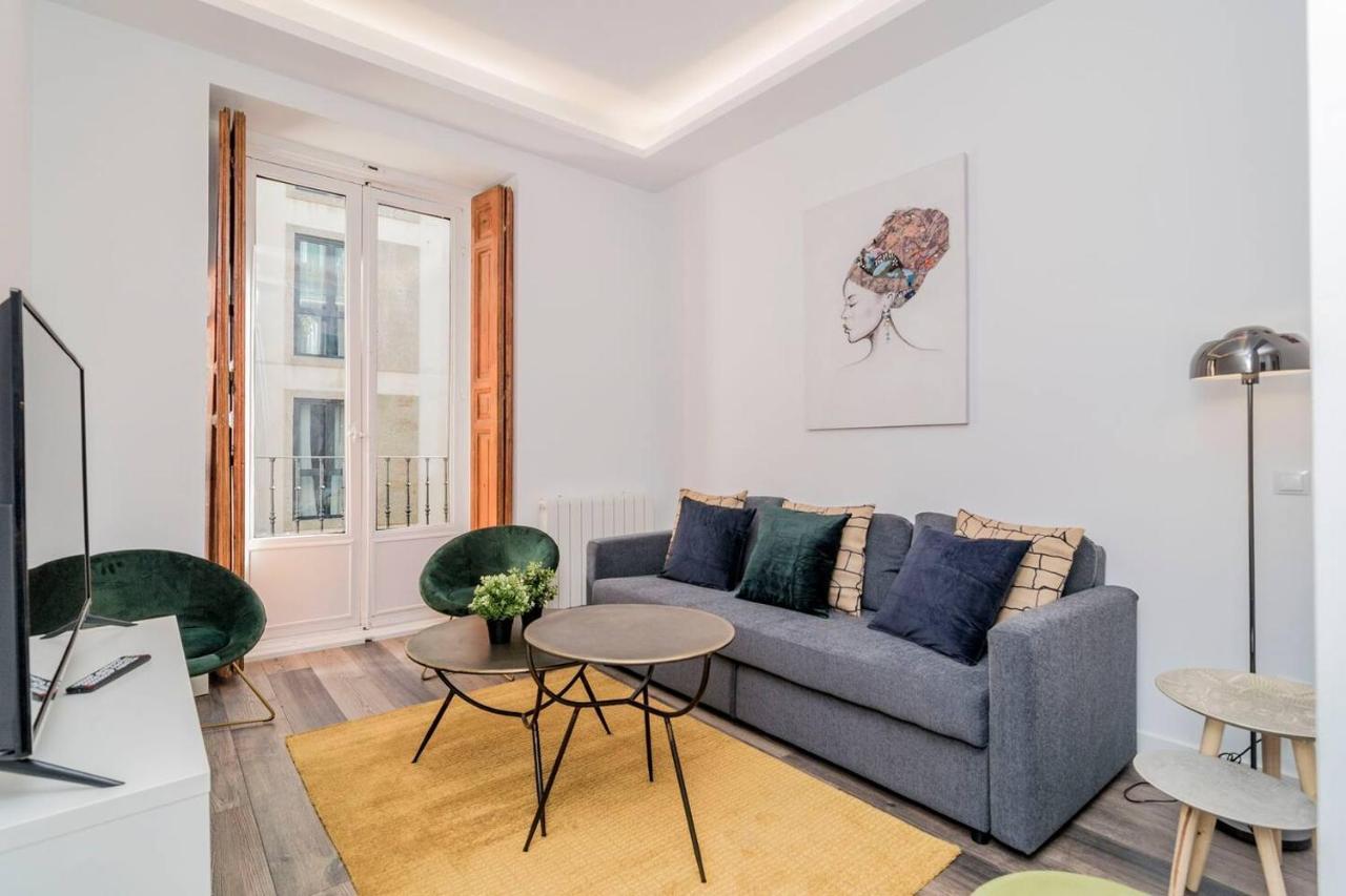 Incredible Just Steps From Gran Via By Batuecas * Madrid