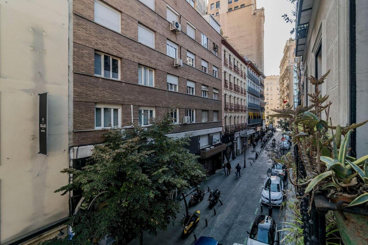 Incredible Just Steps From Gran Via By Batuecas